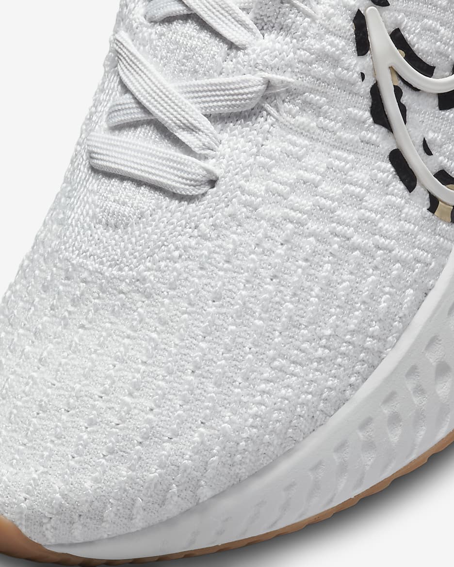 React flyknit shops white